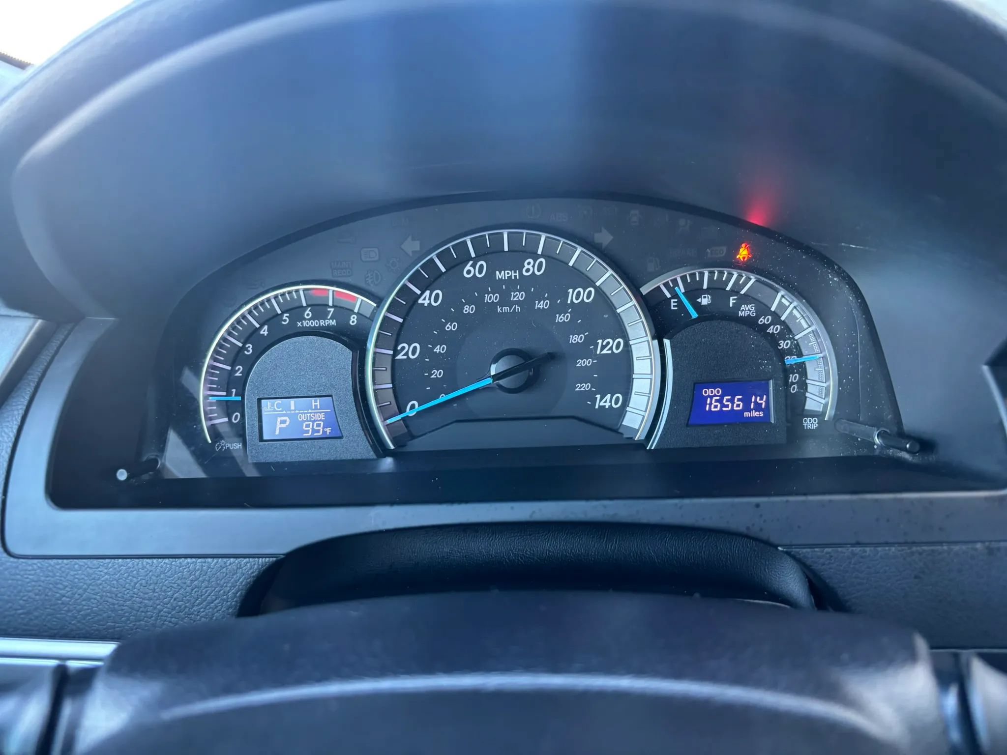 Used 2014 Toyota Camry SE FWD image 18