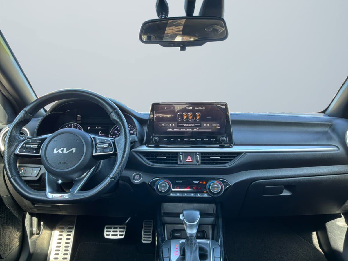 Used 2022 Kia Forte GT-Line FWD image 10