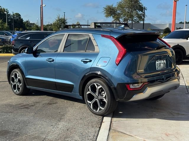 Certified 2025 Kia Niro SX Touring FWD image 29