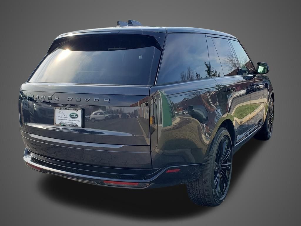 New 2026 Land Rover Range Rover SE image 5