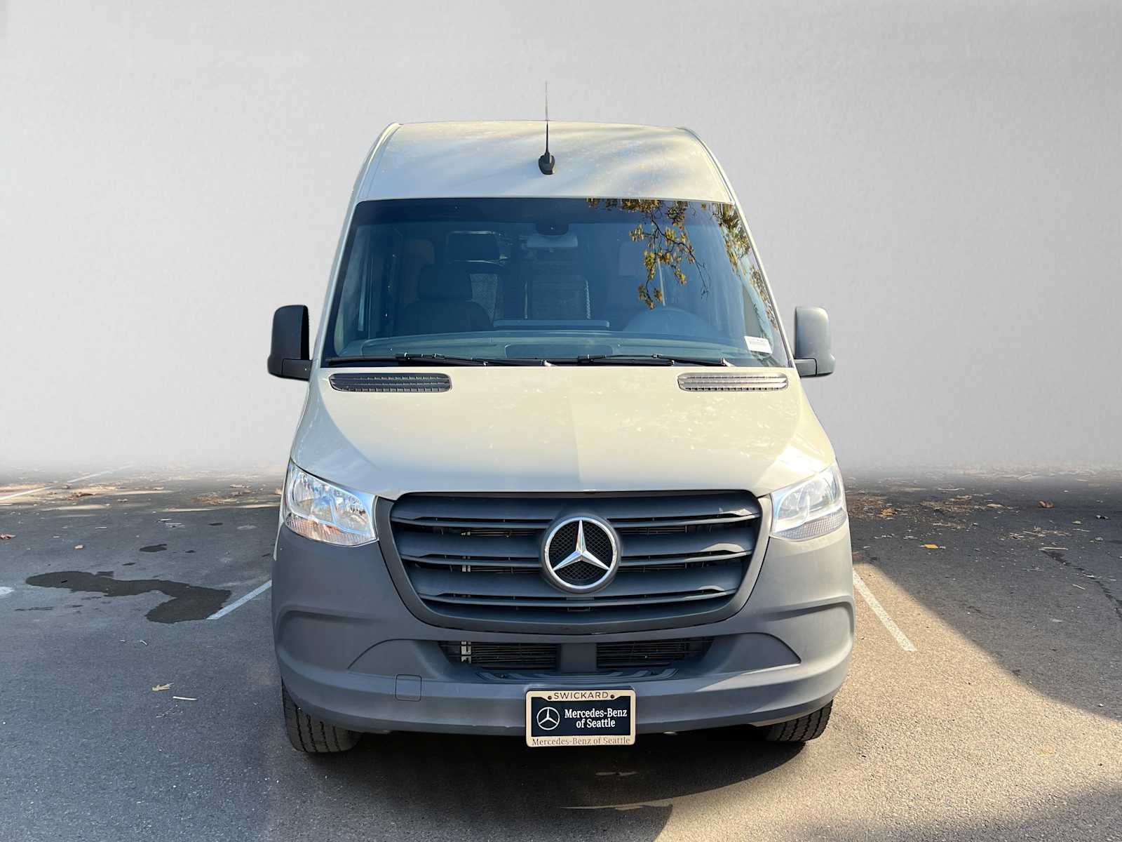 Used 2024 Mercedes-Benz Sprinter 2500 image 8