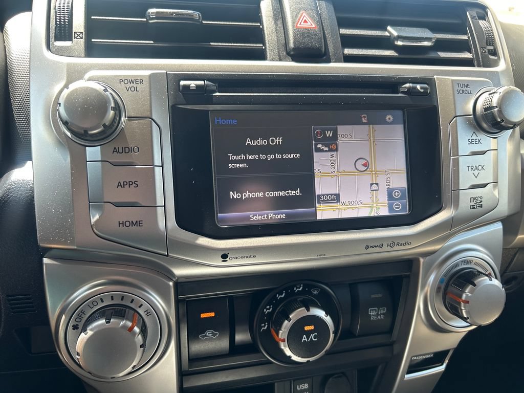 Used 2016 Toyota 4Runner SR5 AWD/4WD image 21