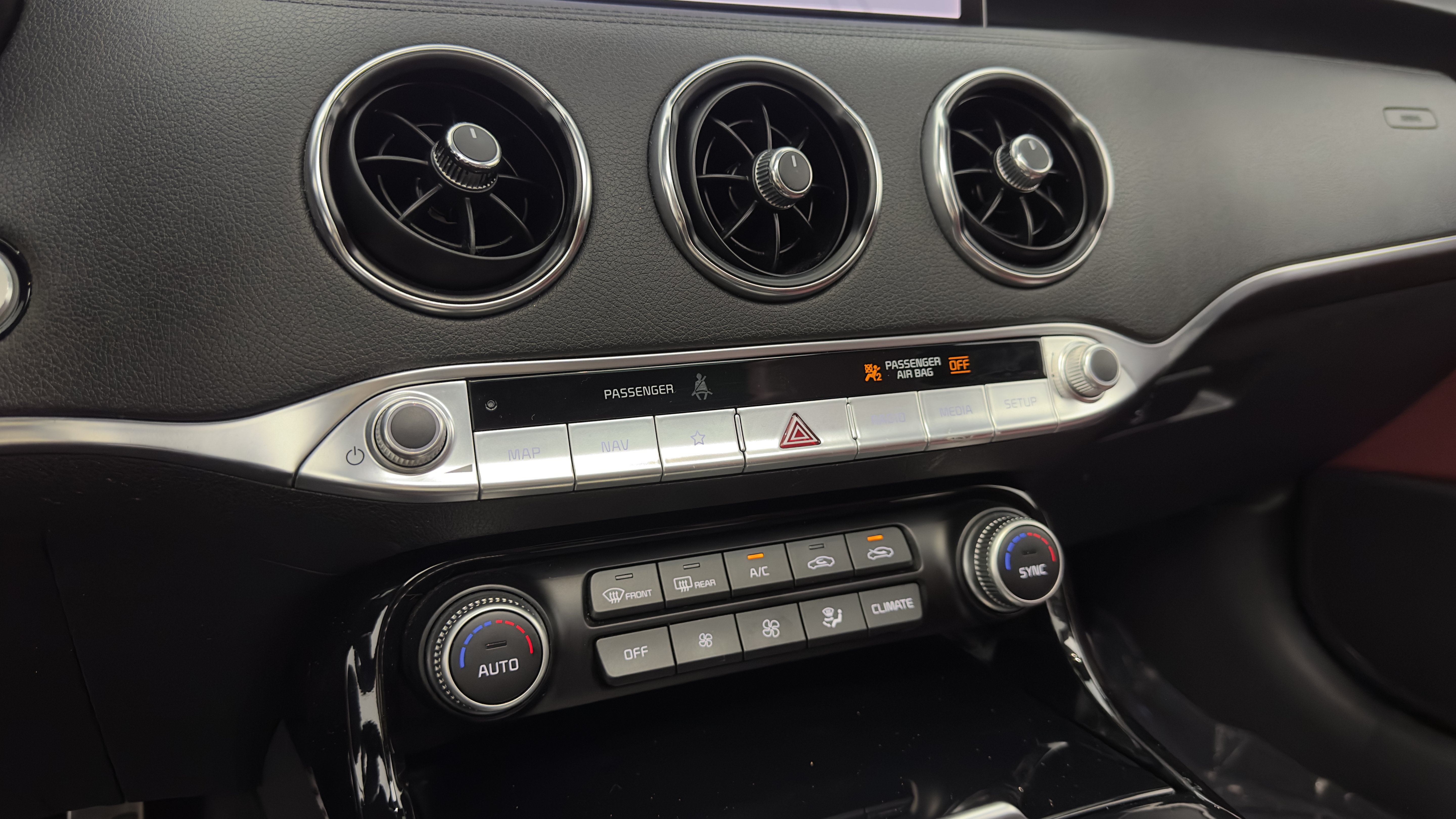 Used 2023 Kia Stinger GT-Line w/ Sun & Sound Package RWD image 26
