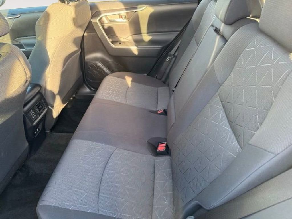 Certified 2021 Toyota RAV4 XLE AWD/4WD image 7