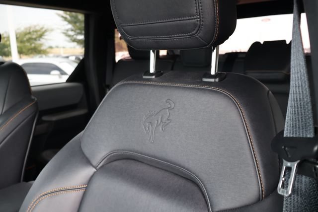 Used 2022 Ford Bronco Badlands w/ Sasquatch Package AWD/4WD image 10