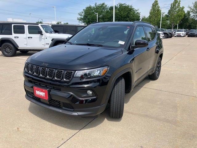 New 2026 Jeep Compass Latitude AWD/4WD image 3