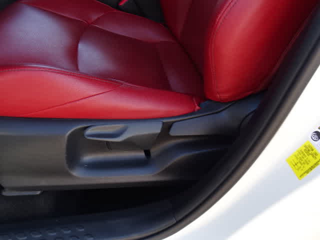 Certified 2021 Toyota C-HR XLE FWD image 15