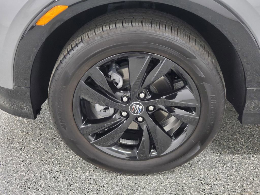 Used 2024 Buick Encore GX Sport Touring w/ Advanced Technology Package image 10