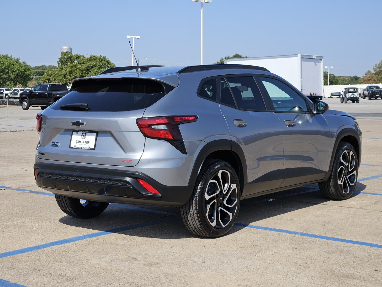 New 2026 Chevrolet Trax RS w/ Sunroof Package FWD image 4