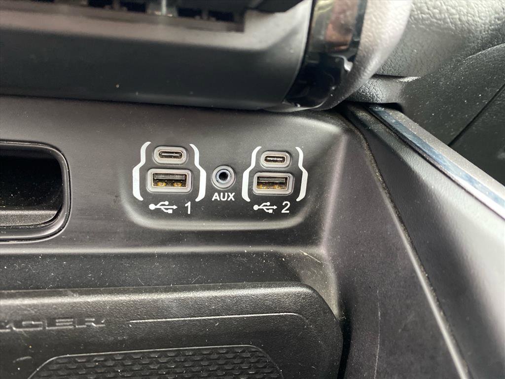 Used 2023 RAM 1500 Laramie AWD/4WD image 13