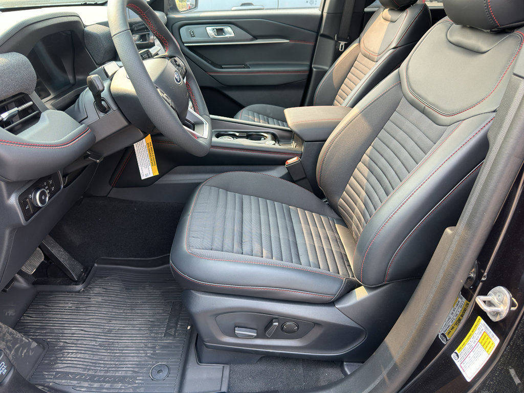 New 2026 Ford Explorer ST-Line w/ ST-Line Street Pack AWD/4WD image 9