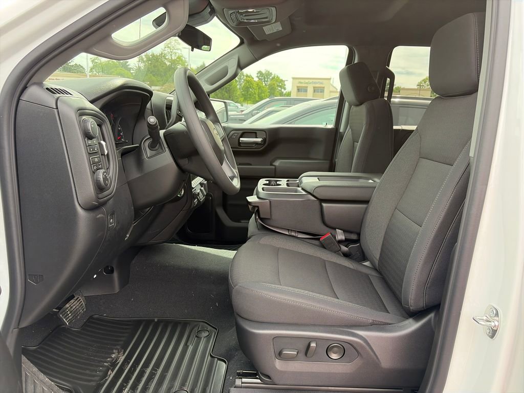 New 2026 Chevrolet Silverado 1500 Custom AWD/4WD image 11