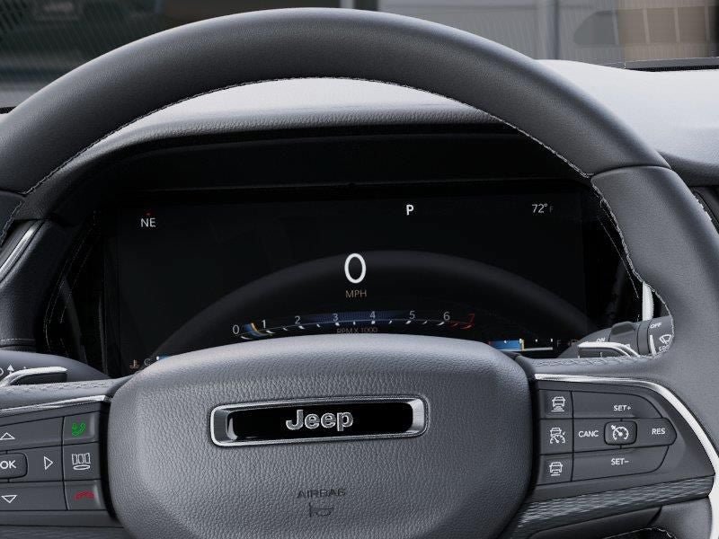New 2025 Jeep Grand Cherokee Altitude AWD/4WD image 17