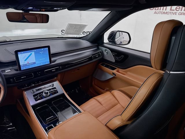 Used 2024 Lincoln Aviator Black Label w/ Dynamic Handling Package AWD/4WD image 25