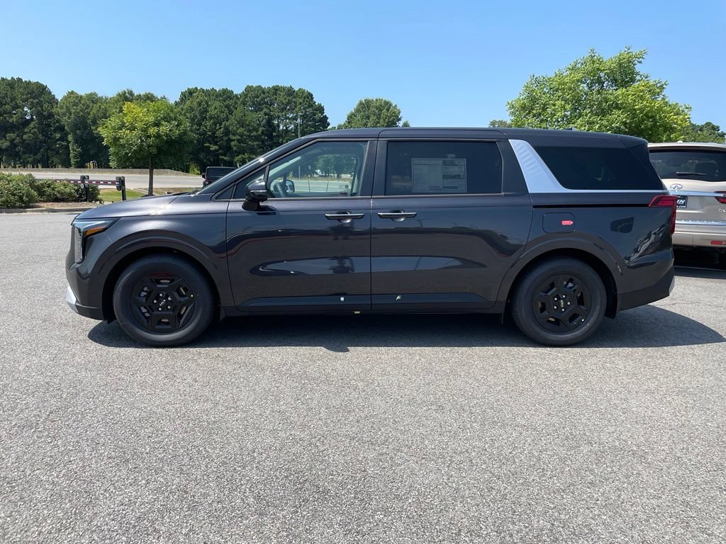 New 2026 Kia Carnival FWD image 5