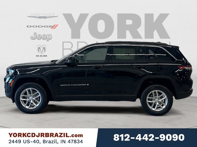 New 2026 Jeep Grand Cherokee Laredo X AWD/4WD image 2