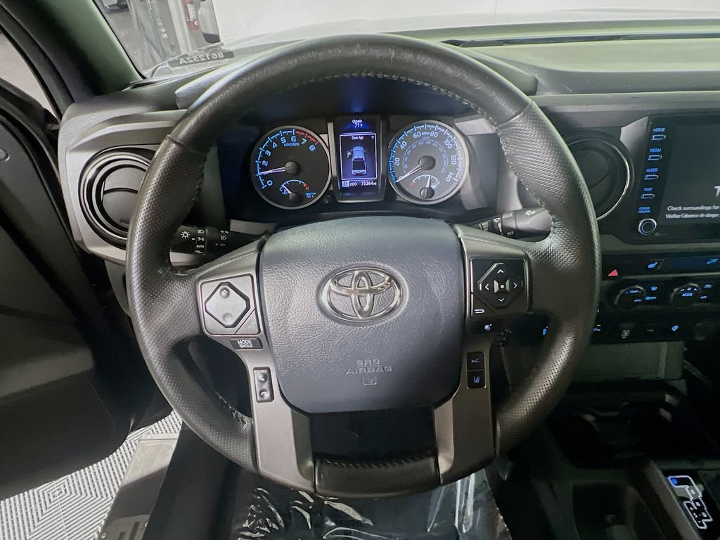 Certified 2020 Toyota Tacoma TRD Off-Road w/ Technology Package AWD/4WD image 10