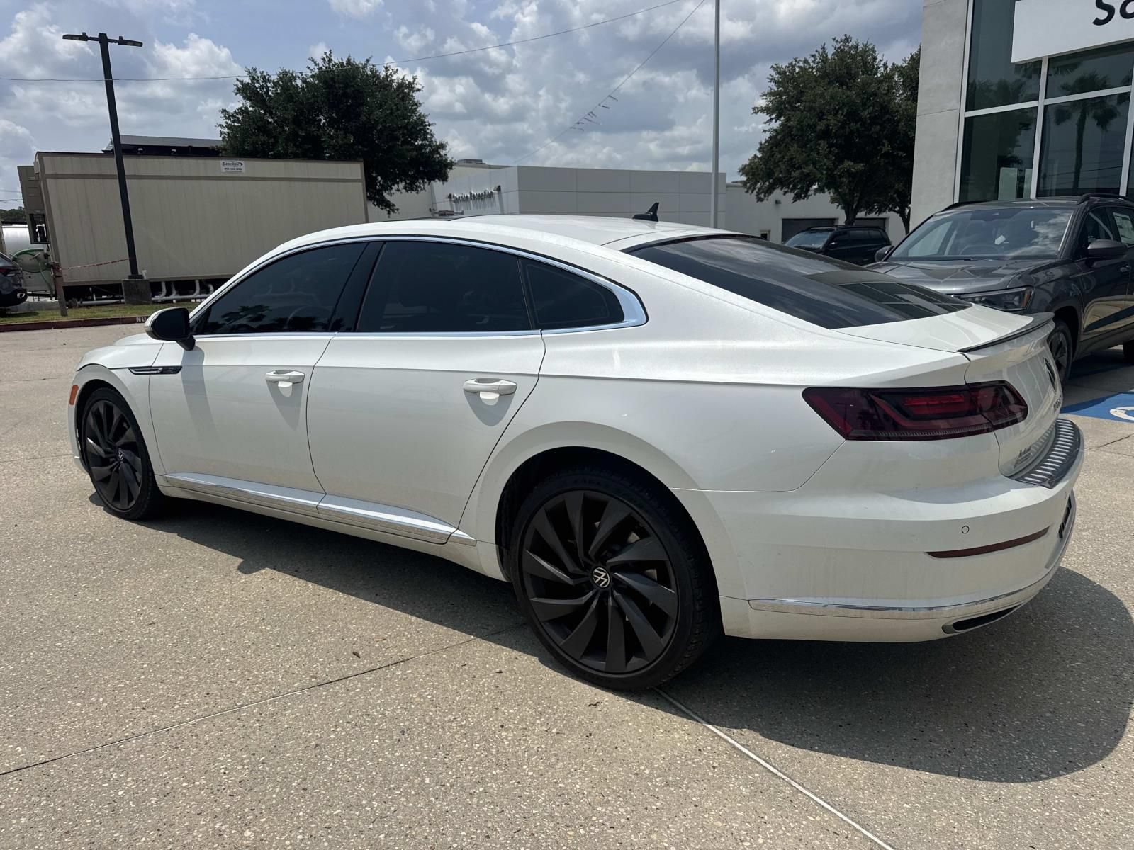 Used 2023 Volkswagen Arteon SEL AWD/4WD image 7