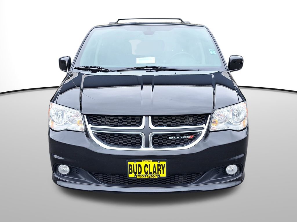 Used 2020 Dodge Grand Caravan SXT image 2