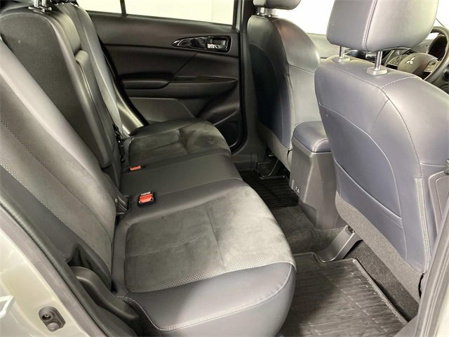 Used 2024 Mitsubishi Eclipse Cross AWD image 12