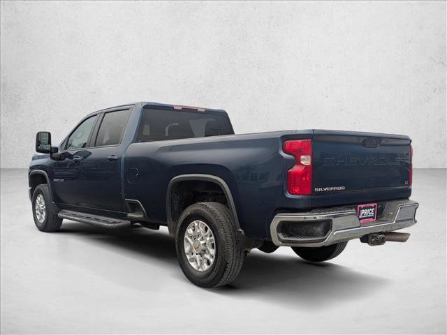 Used 2022 Chevrolet Silverado 3500 LT image 3
