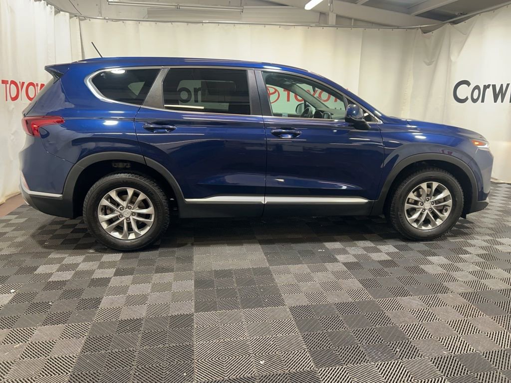 Used 2020 Hyundai Santa Fe SE AWD/4WD image 10