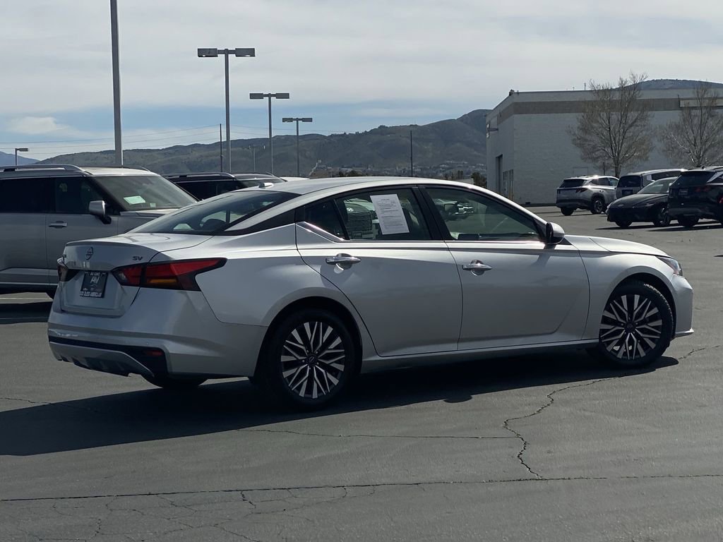 Used 2023 Nissan Altima 2.5 SV image 13