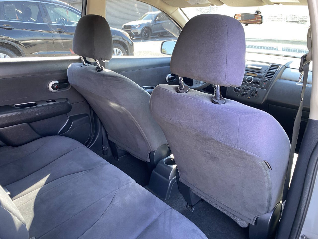 Used 2009 Nissan Versa 1.8 S w/ PWR Pkg FWD image 19
