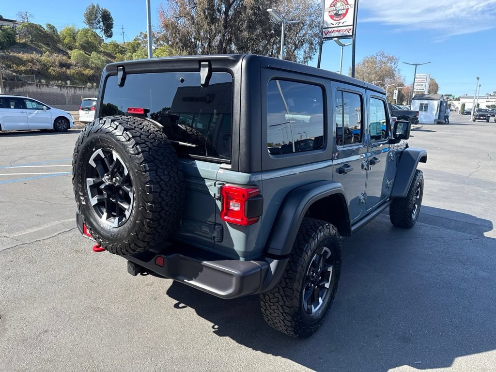 Certified 2025 Jeep Wrangler Unlimited Rubicon w/ Convenience Group AWD/4WD image 8