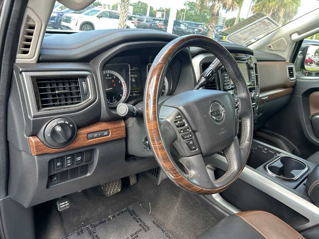 Used 2017 Nissan Titan Platinum Reserve RWD image 22