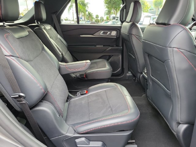 Used 2025 Ford Explorer ST w/ Sun And Sound Package AWD/4WD image 20