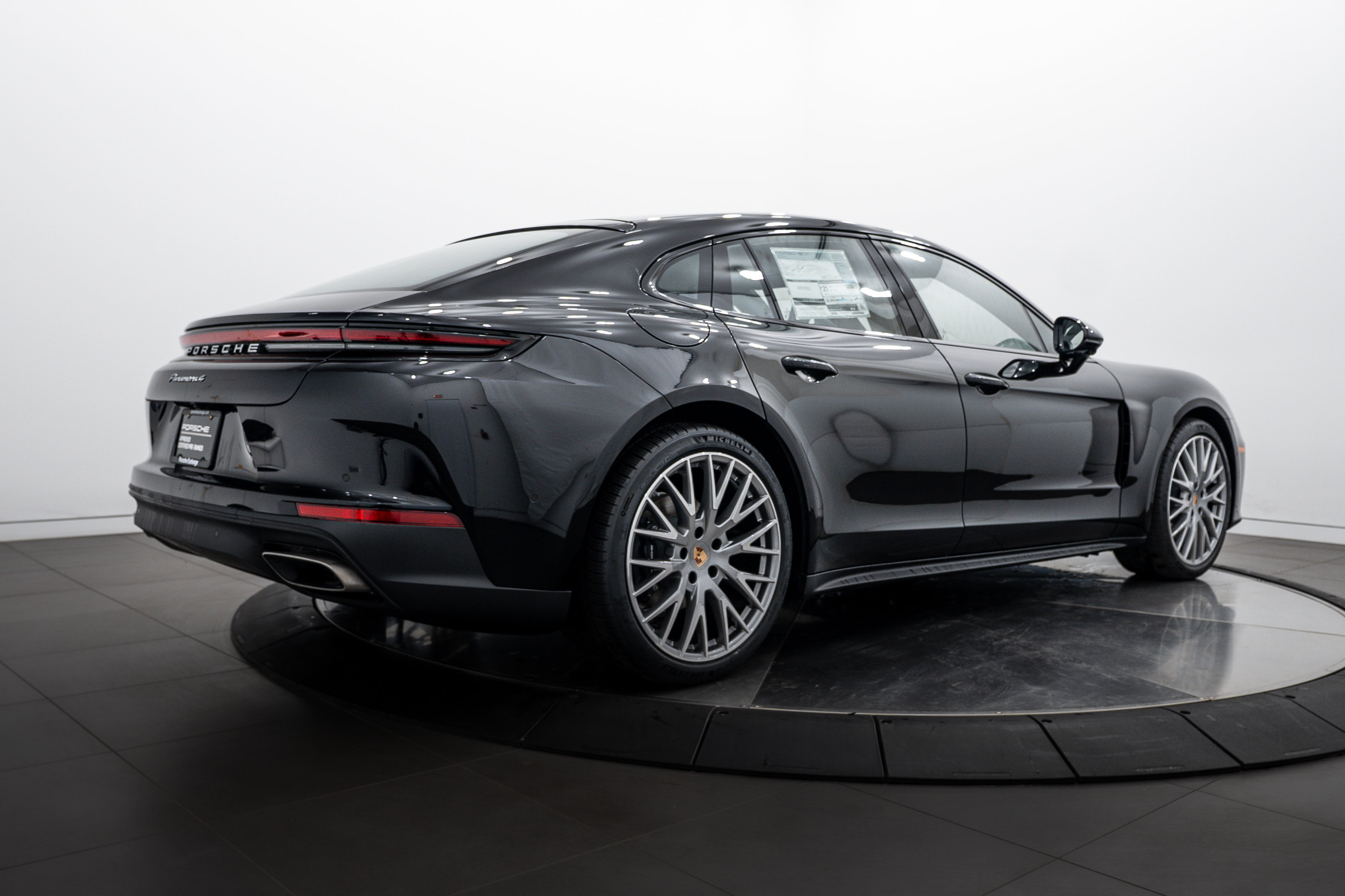 New 2026 Porsche Panamera 4 image 7