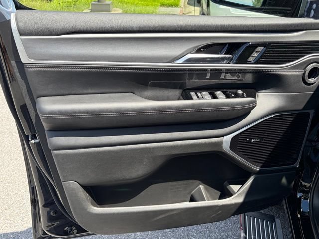 New 2026 Jeep Grand Wagoneer Limited AWD/4WD image 11