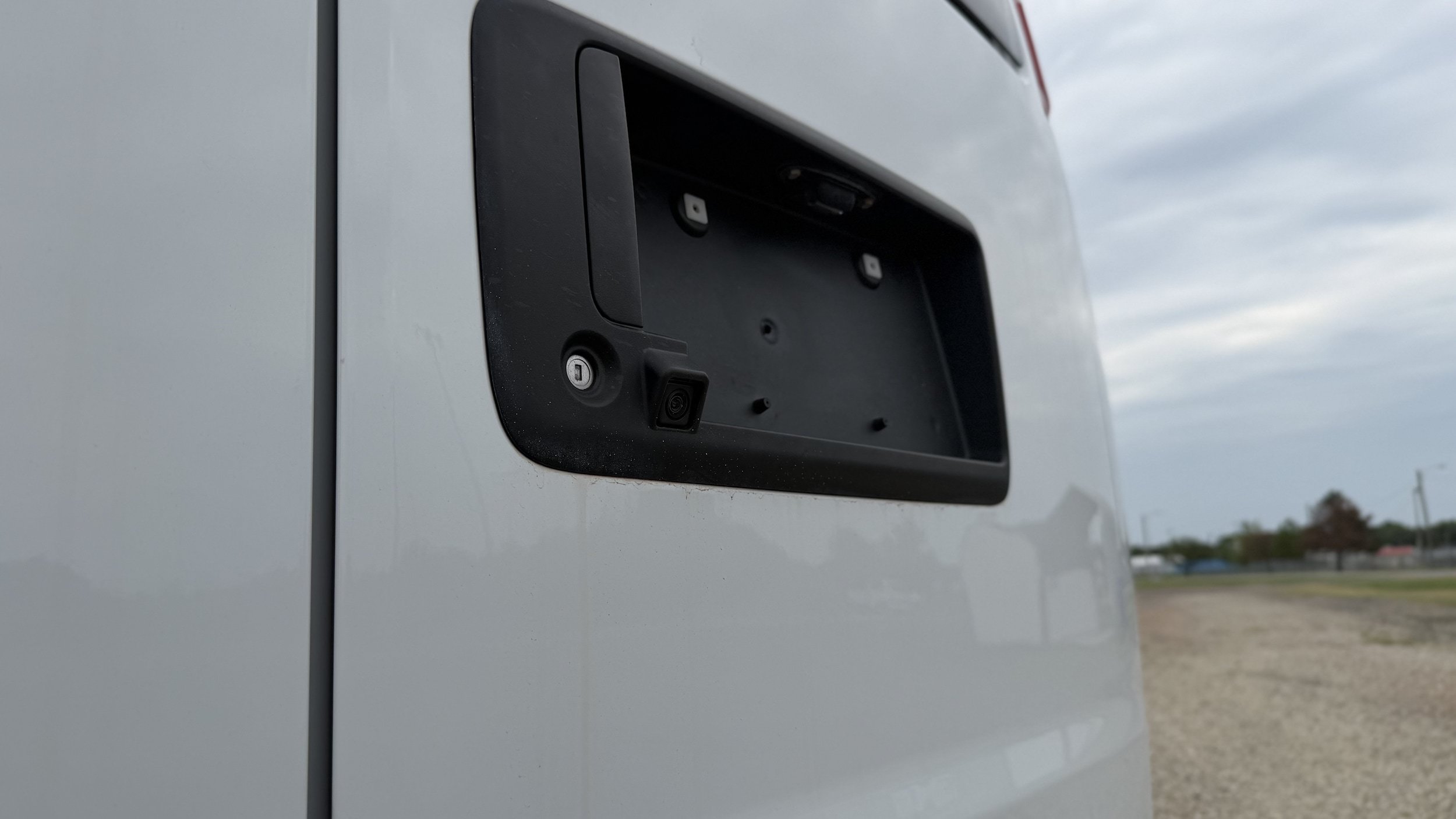 Used 2024 Chevrolet Express 3500 LS RWD image 8
