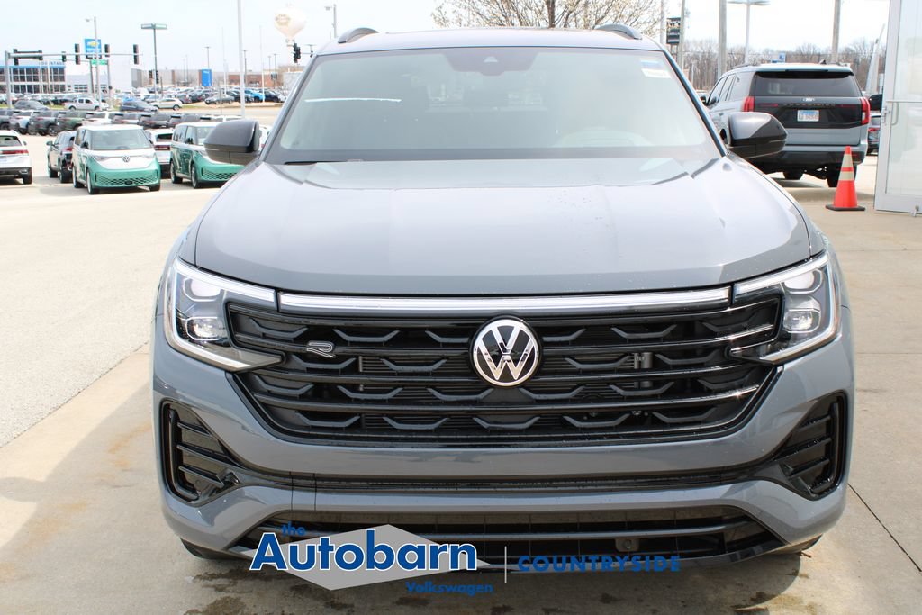 New 2026 Volkswagen Atlas Cross Sport SEL R-Line AWD/4WD image 2