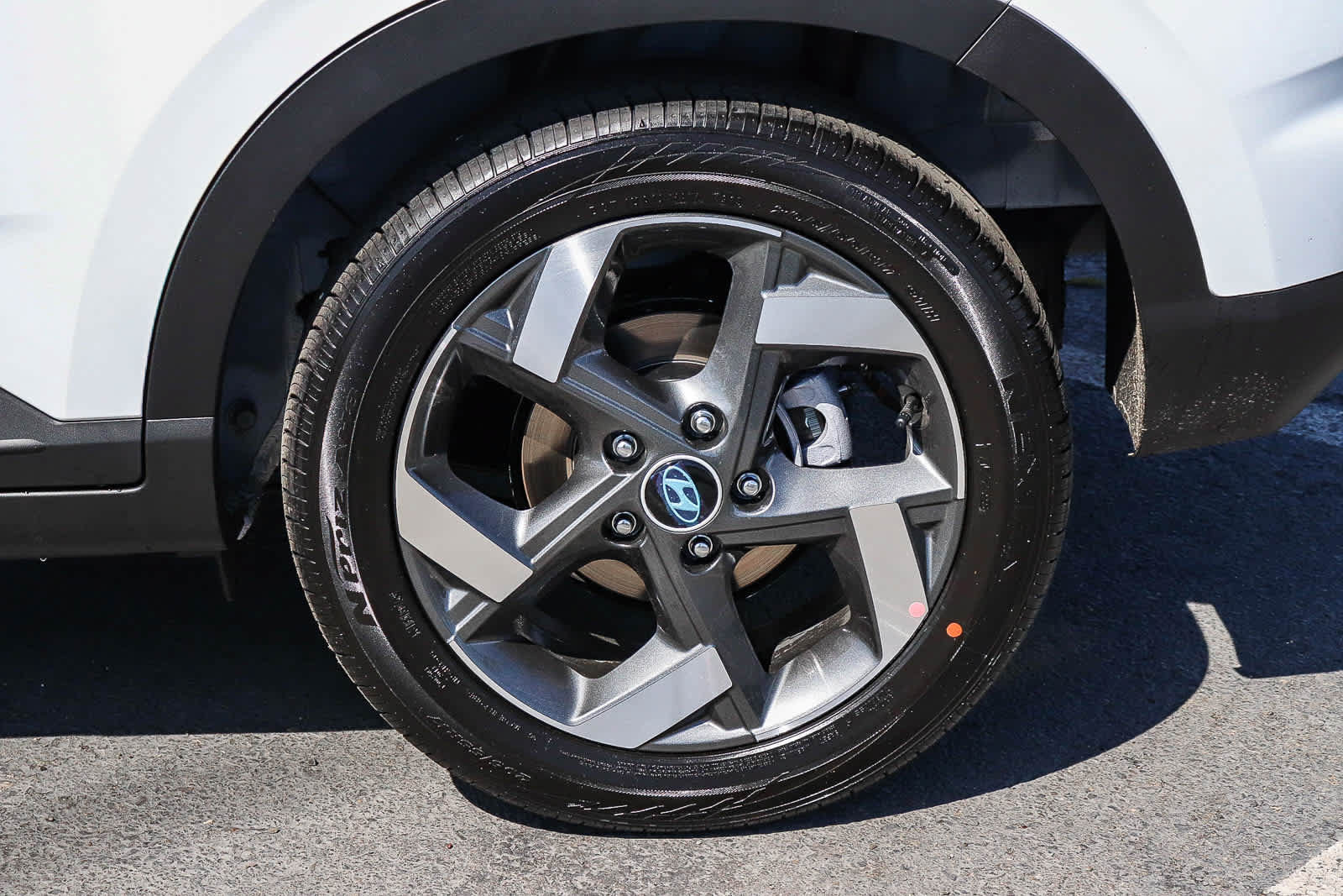 New 2026 Hyundai Venue SEL FWD image 13