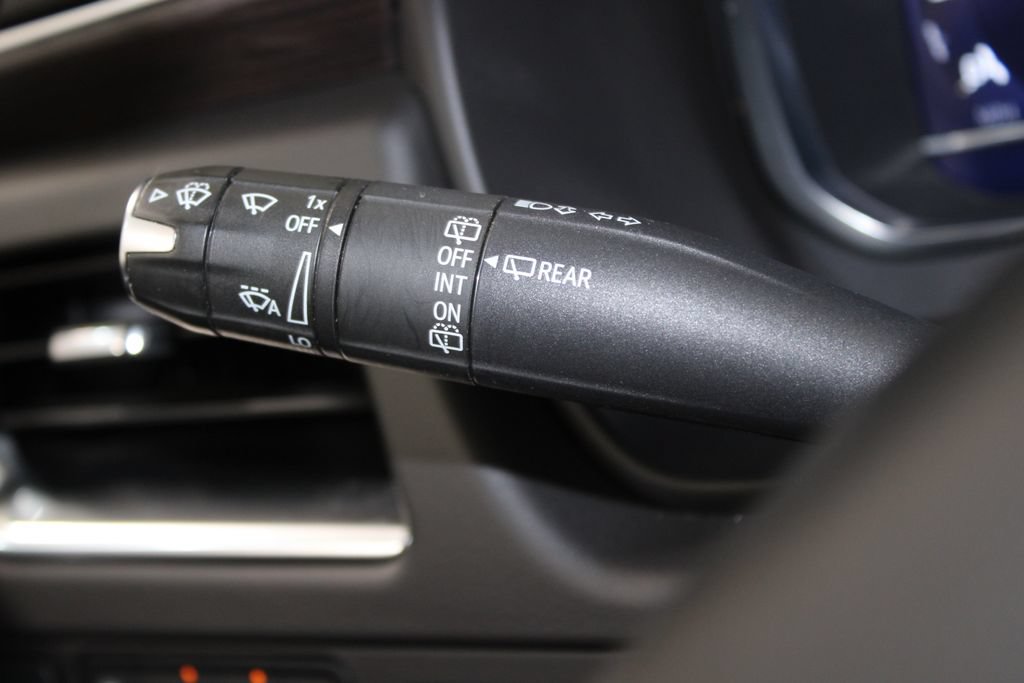 Used 2024 Chevrolet Tahoe LT RWD image 40