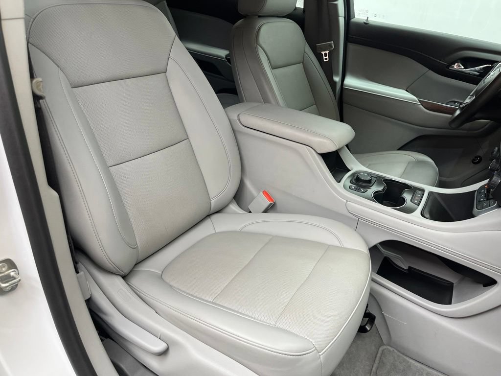 Used 2021 GMC Acadia SLT FWD image 25