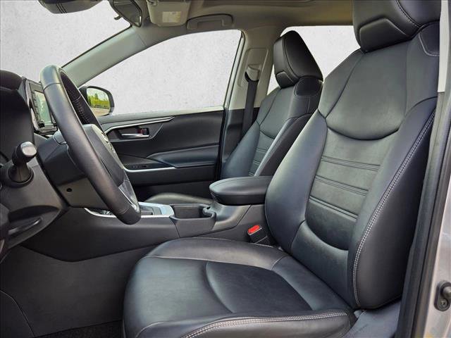 Used 2022 Toyota RAV4 XLE Premium FWD image 11