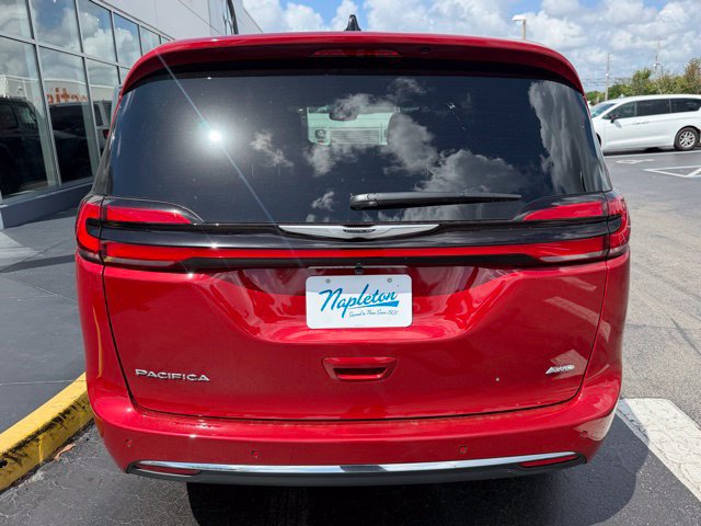 New 2026 Chrysler Pacifica Select AWD/4WD image 9