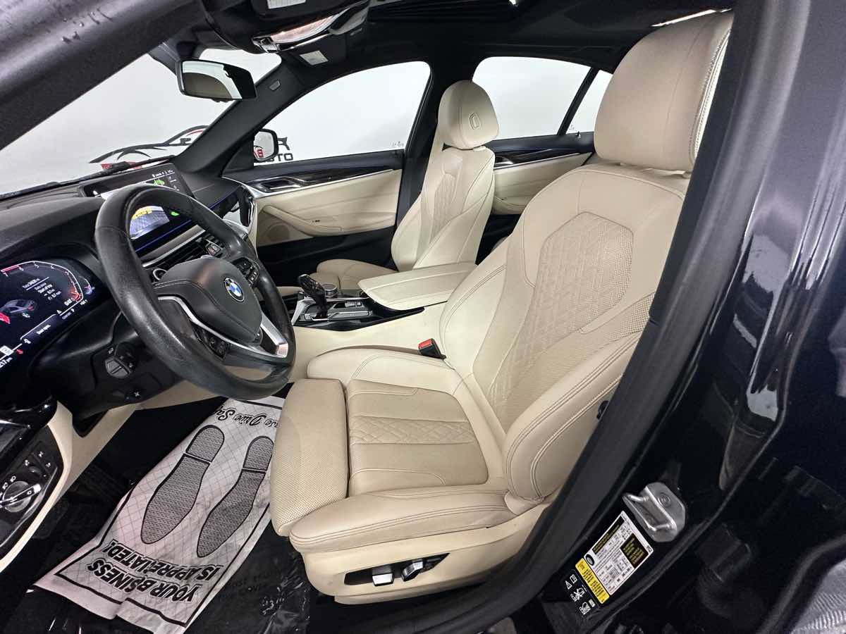 Used 2023 BMW 530i xDrive w/ Convenience Package AWD/4WD image 16
