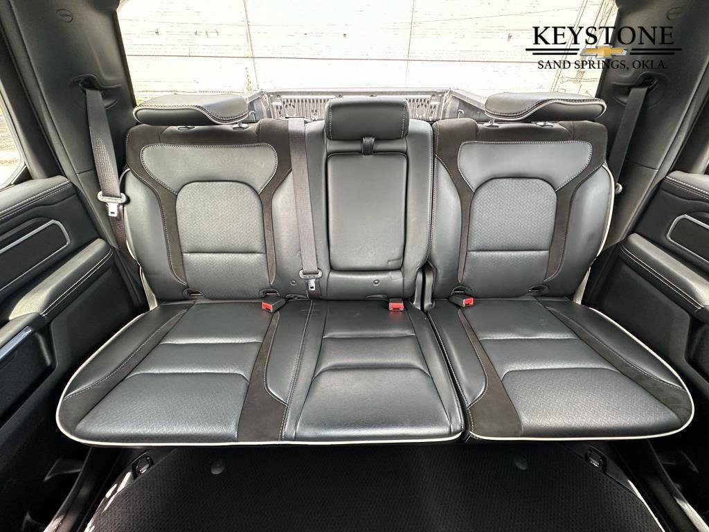 Used 2024 RAM 1500 Laramie image 16