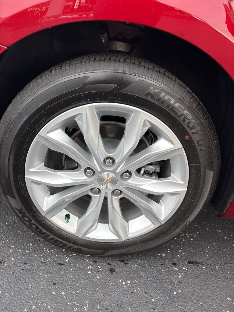 Used 2024 Chevrolet Malibu LT image 10