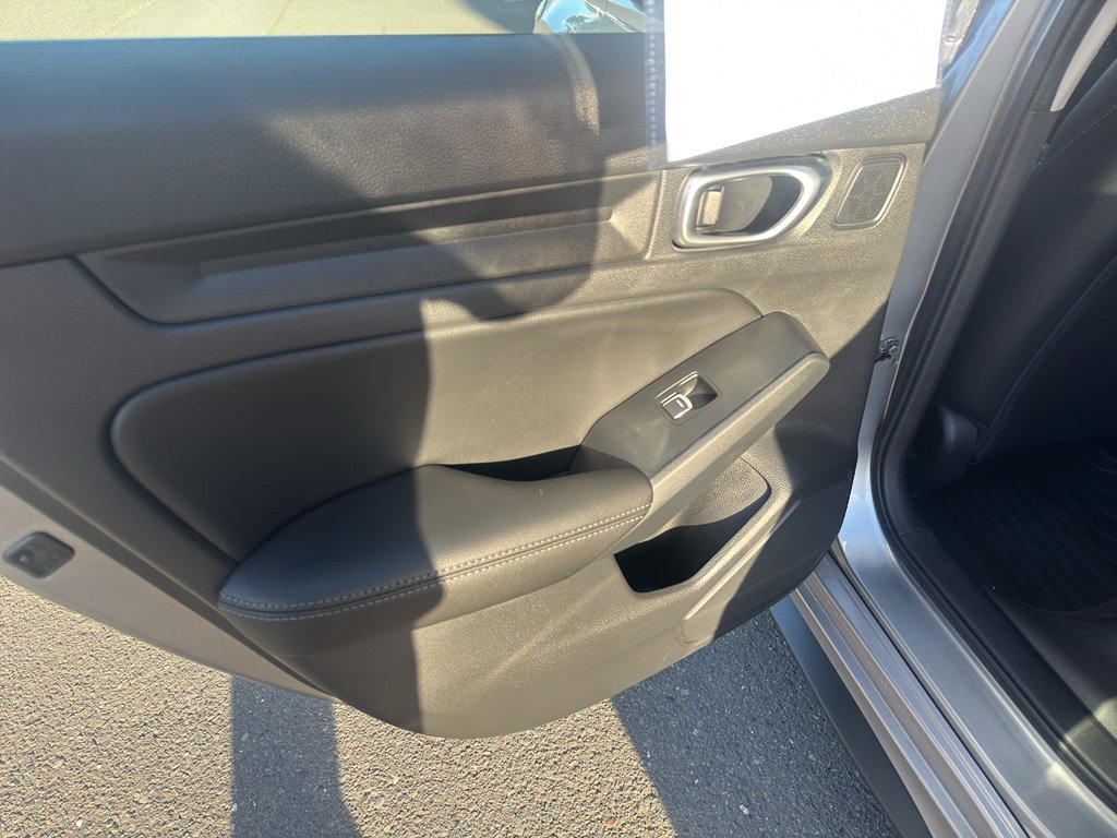 Used 2024 Honda Civic EX-L image 9