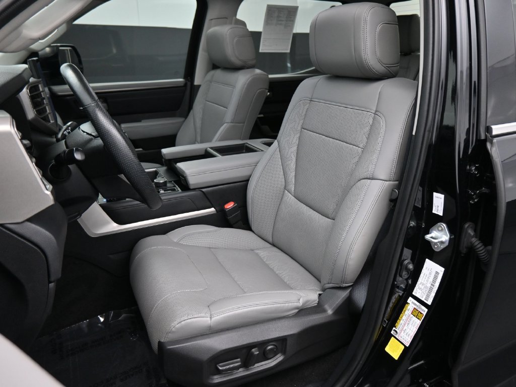 Used 2024 Toyota Tundra Limited w/ Power Package AWD/4WD image 19