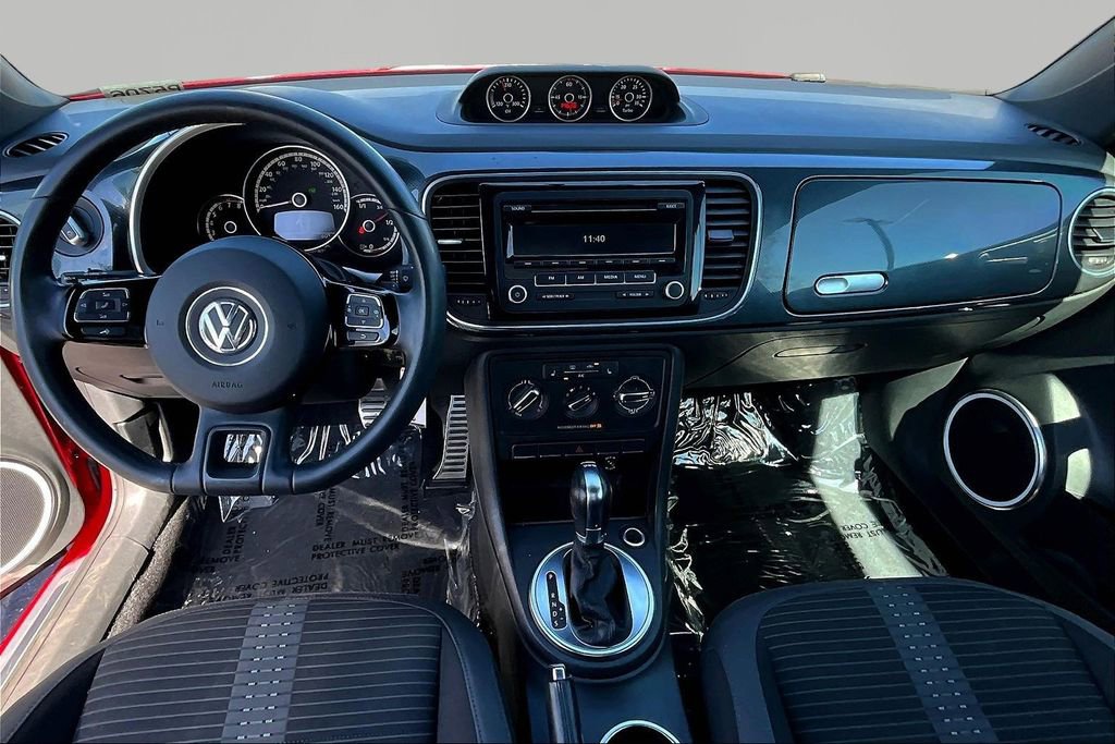 Used 2014 Volkswagen Beetle R-Line image 7
