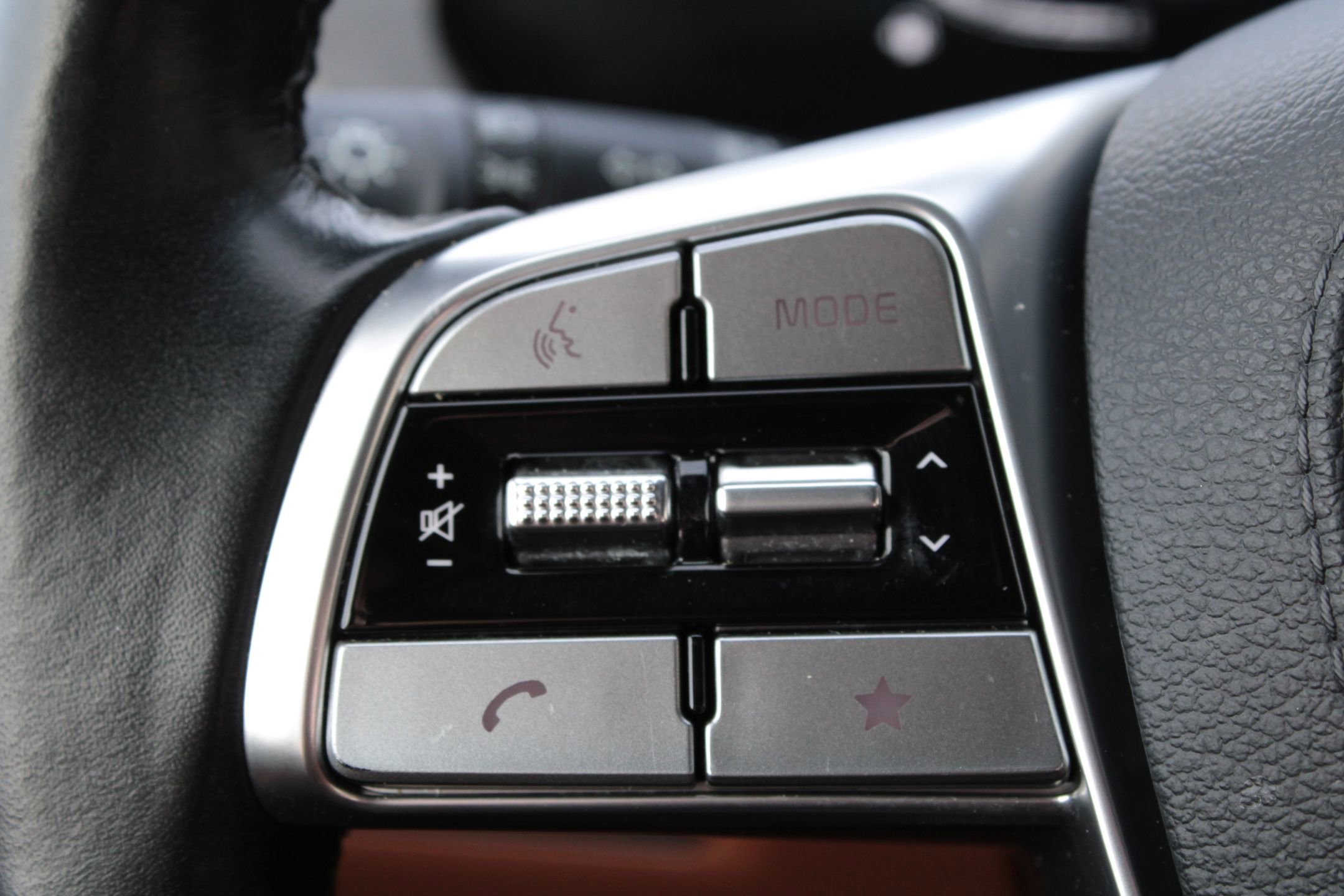 Used 2024 Kia Telluride EX X-Line image 14