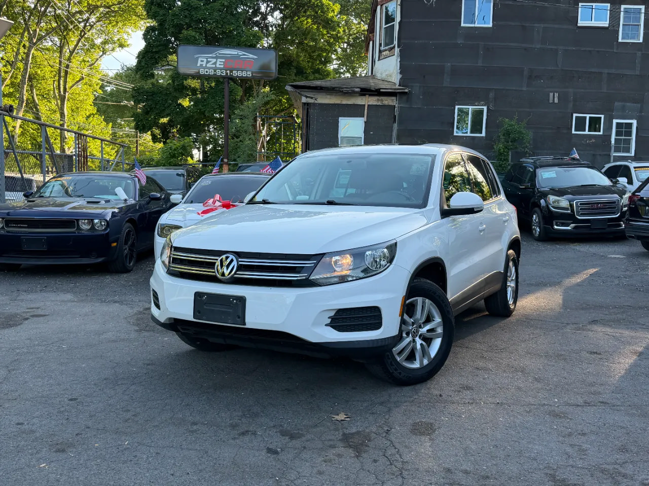 Used 2013 Volkswagen Tiguan S FWD image 3