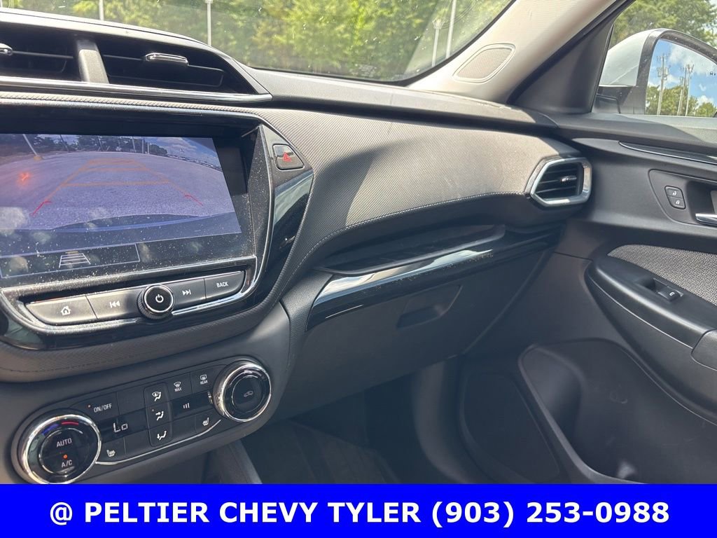 Used 2023 Chevrolet TrailBlazer LT w/ Convenience Package FWD image 16