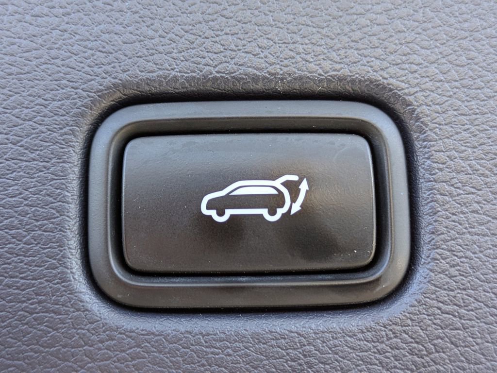 Used 2023 Hyundai Palisade Calligraphy image 14